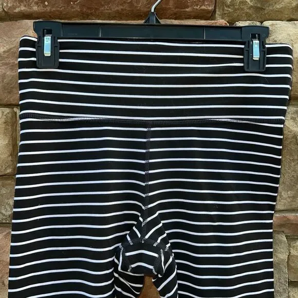 Athleta Chaturanga Leggings Women’s M Black White Stripe - Picture 2 of 9